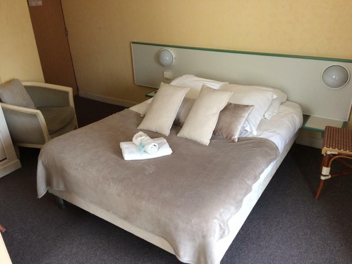 Le Danicheff Hotell Pornichet Exteriör bild